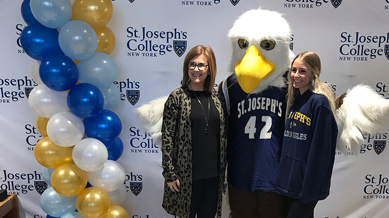 Accepted student and family at Admitted Student Day.