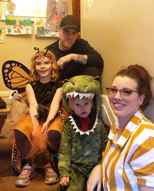 T.E. Hahn with his wife Ashleigh and their daughters Evelyn and Dylan on Halloween.